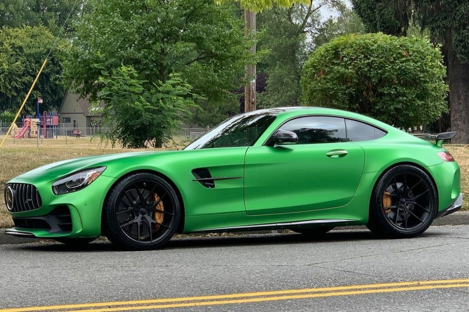 Mercedes-Benz AMG GT