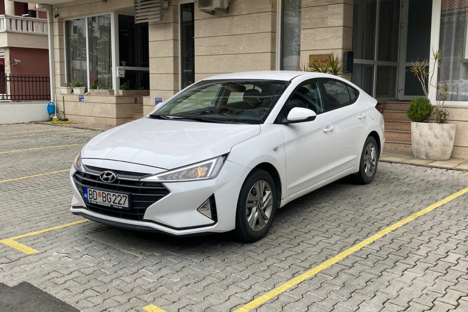 Hyundai Elantra