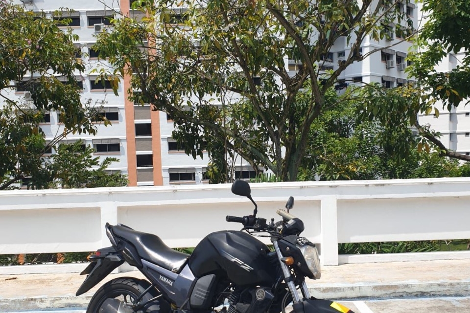 Yamaha FZ16