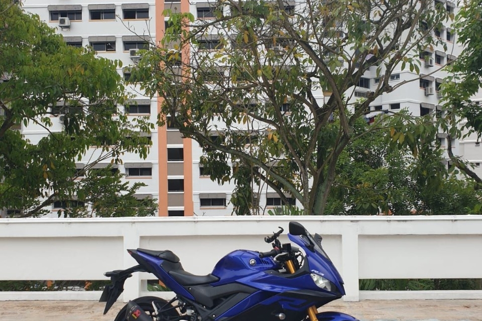 Yamaha R 3