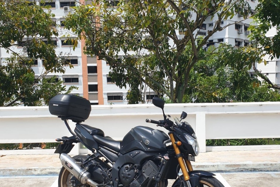 Yamaha FZ8