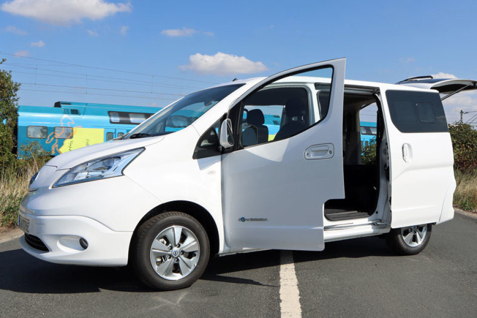 Nissan Evalia NV200