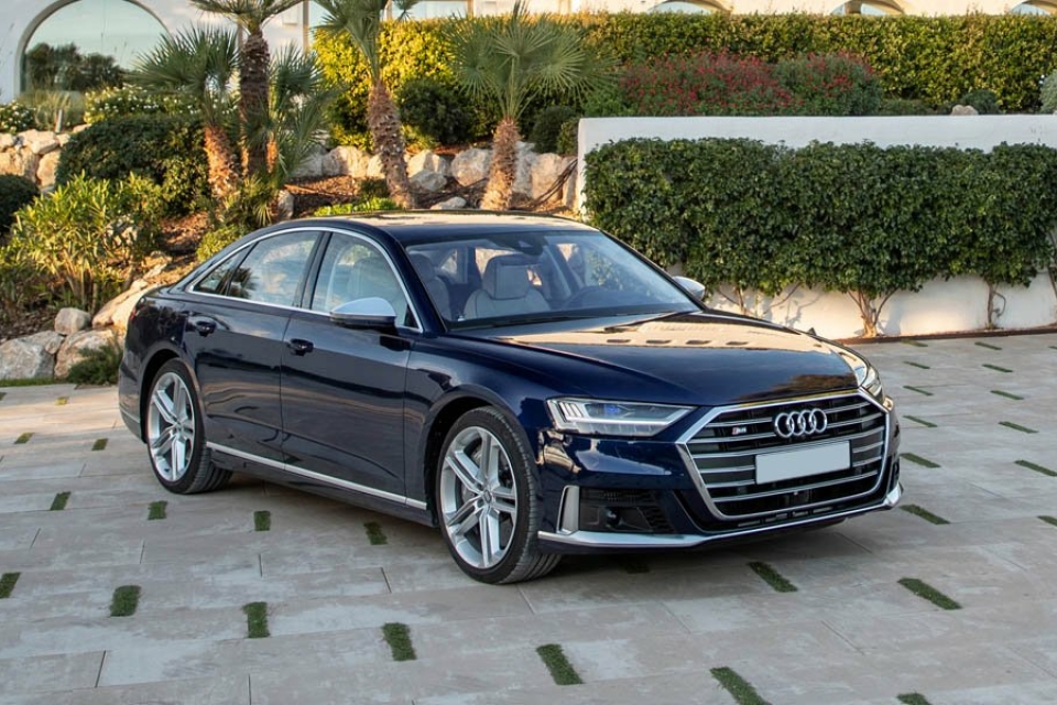 Audi A8