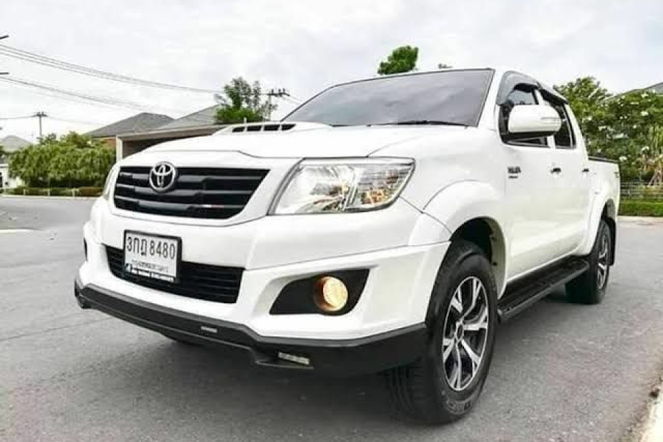 Toyota Hilux Revo