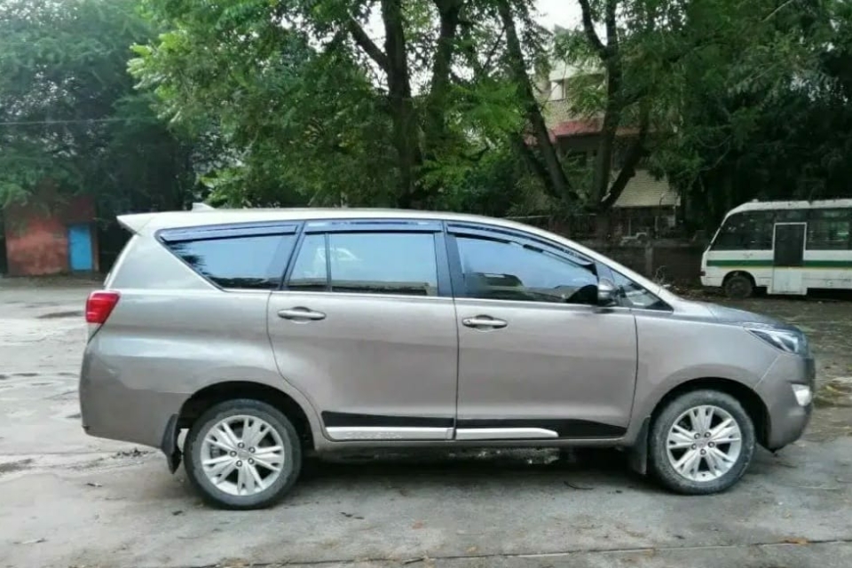 Toyota Innova