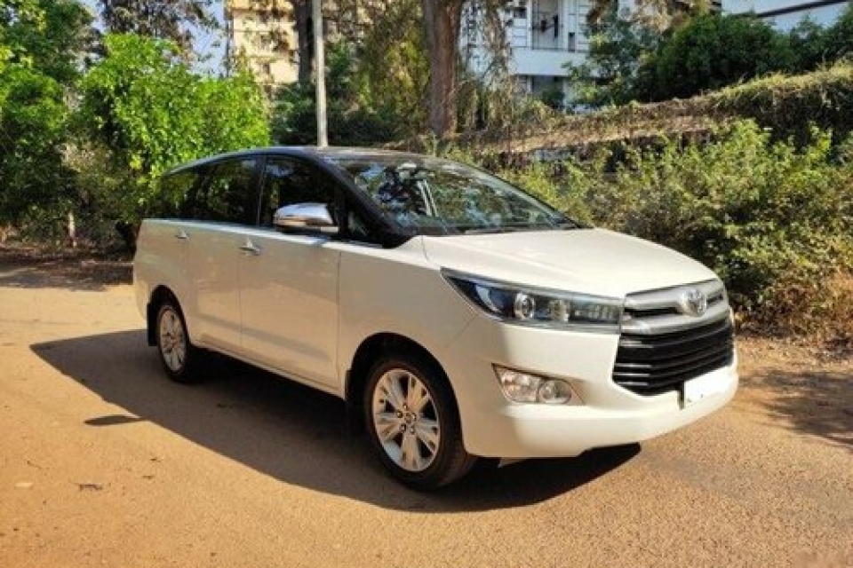 Toyota Innova Crysta