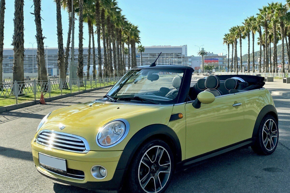 MINI Cabrio