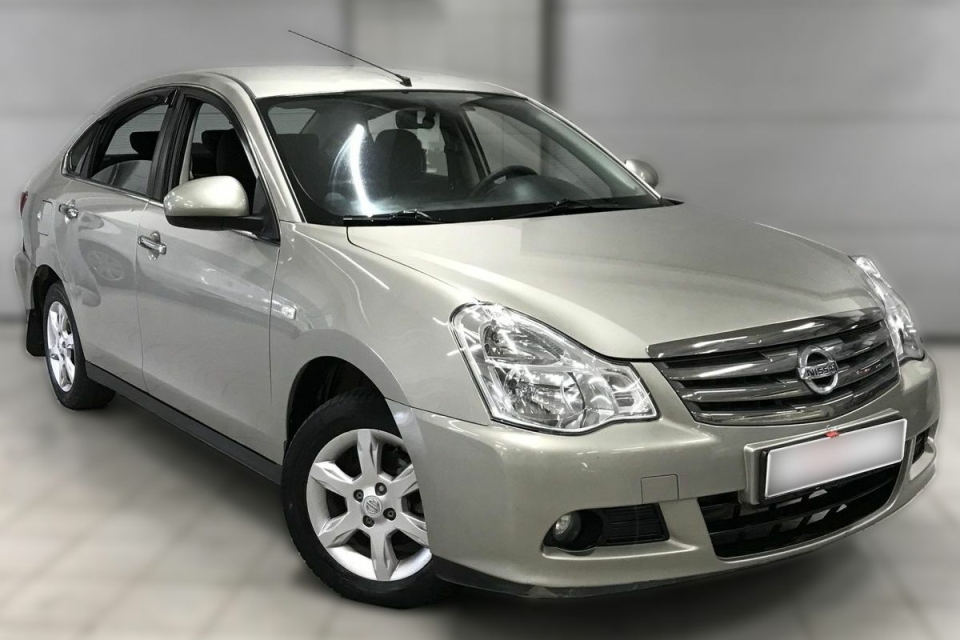 Nissan Almera