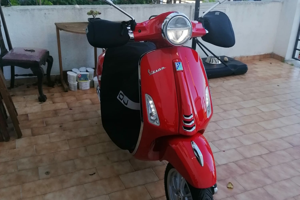 Vespa Primera 150