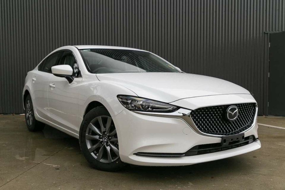 Mazda 6