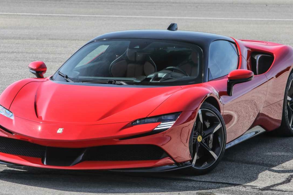 Ferrari SF90 Stradale