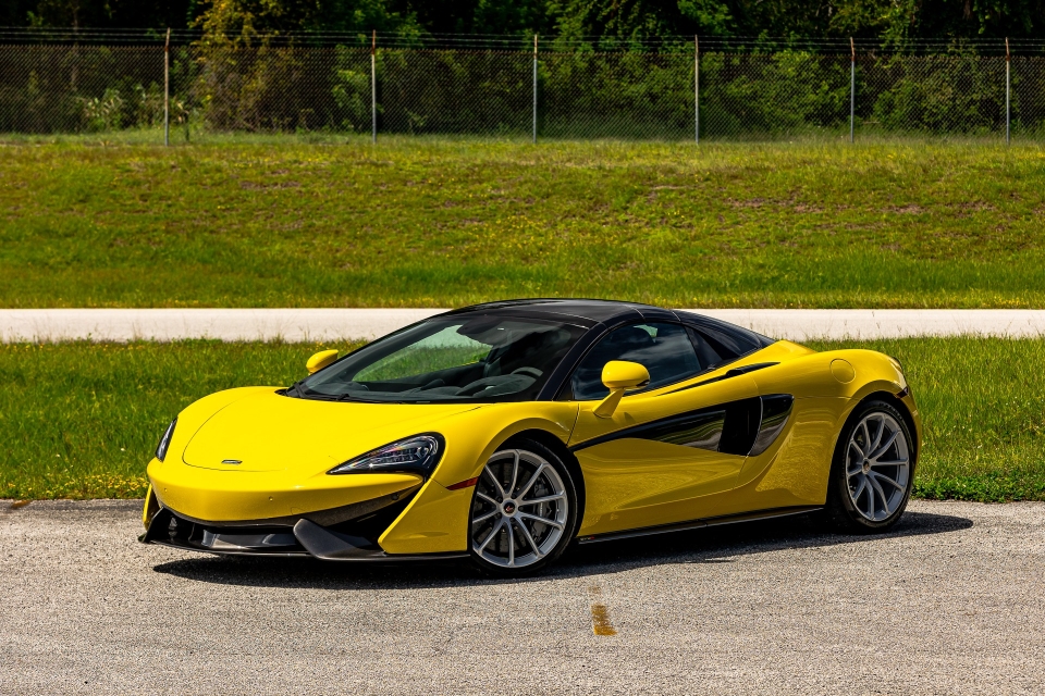 McLaren 570S