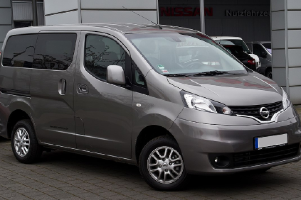 Nissan Evalia NV200