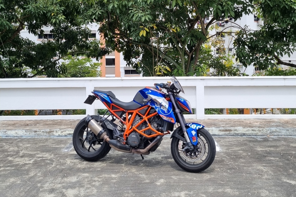 KTM 1290 Super Duke GT