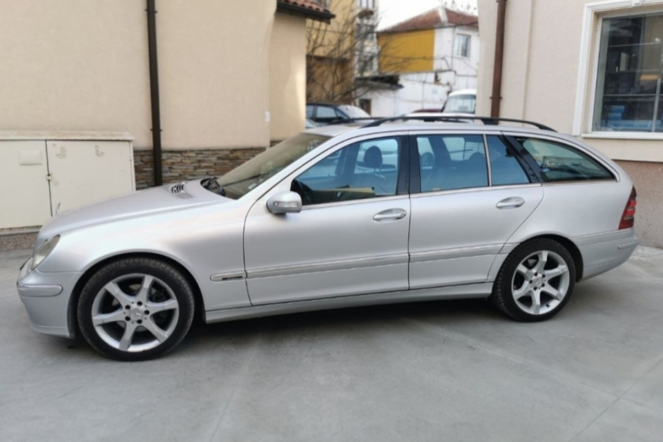 Mercedes-Benz C-class