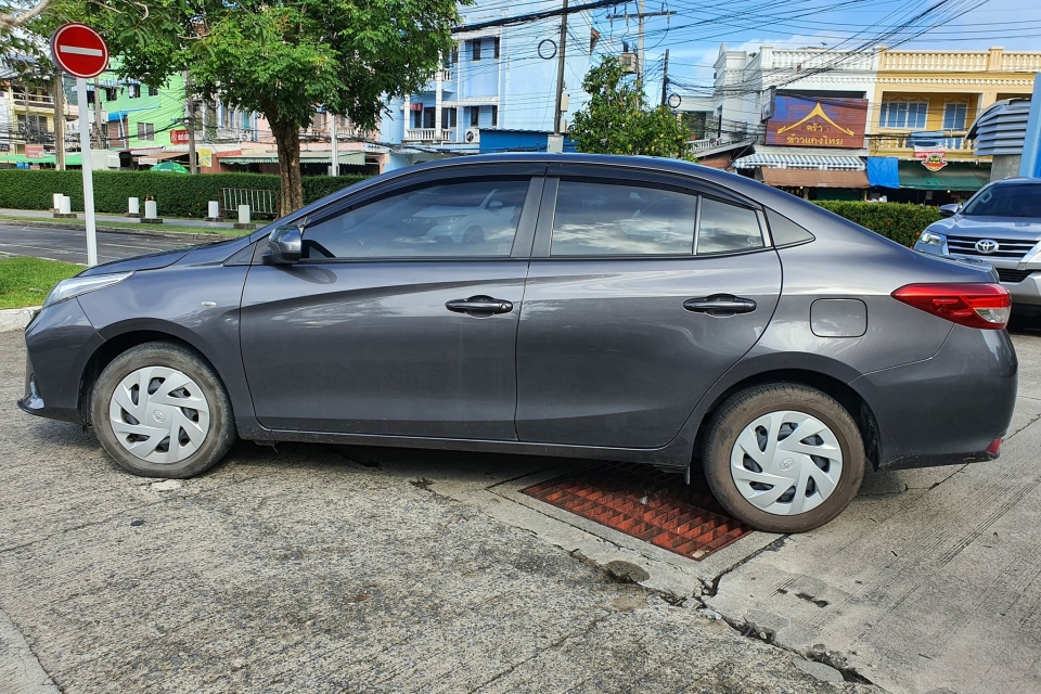 Toyota Yaris Ativ