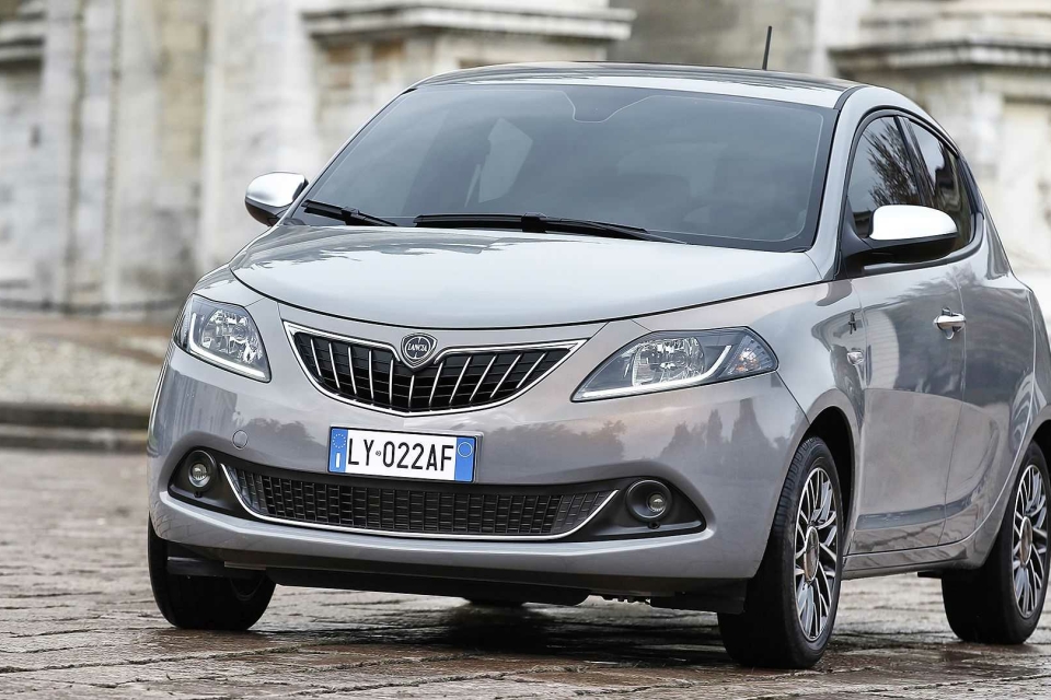 Lancia Ypsilon