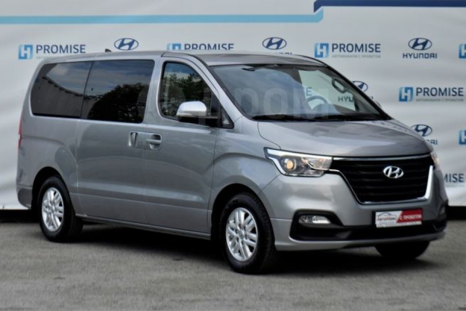 Hyundai H-1