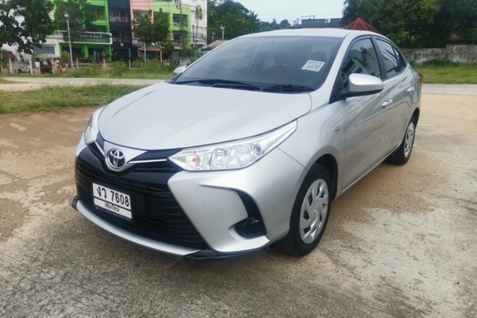 Toyota Yaris Ativ