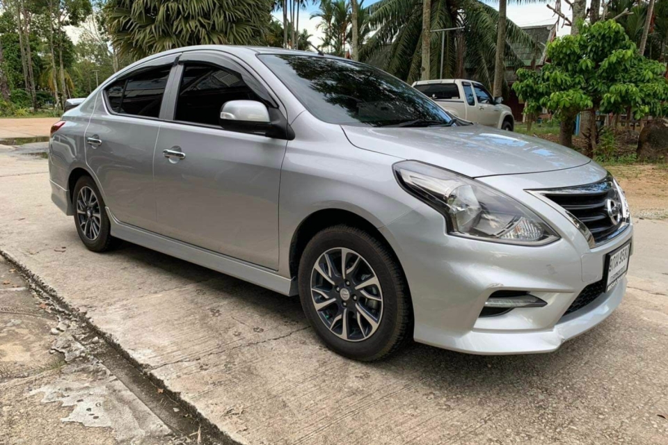 Nissan Almera