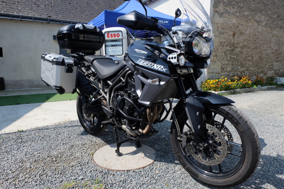 Triumph Tiger 800