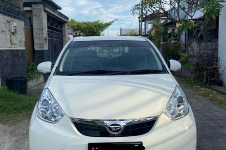 Daihatsu Sirion or similar