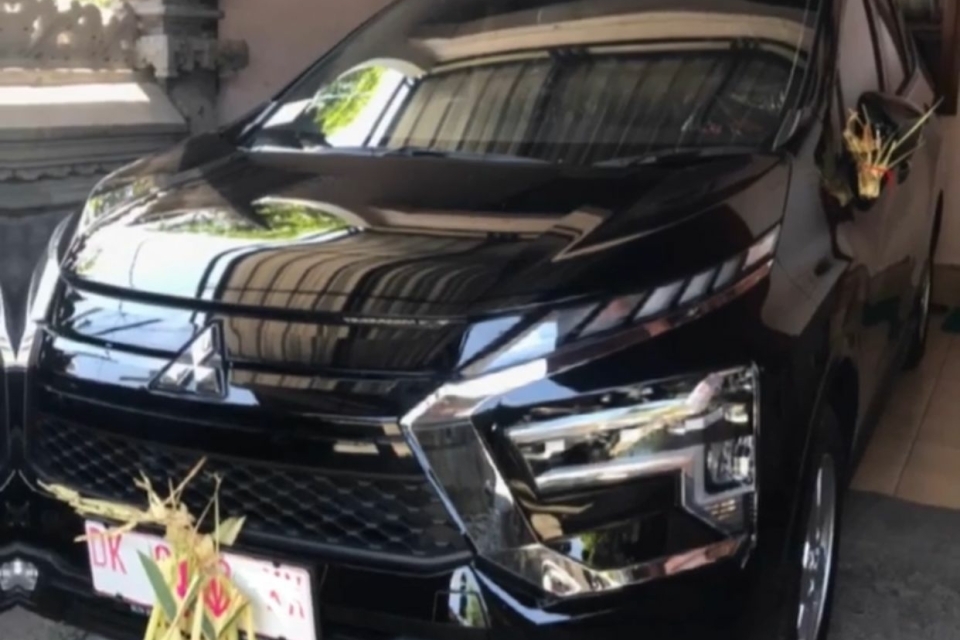 Mitsubishi Xpander or similar