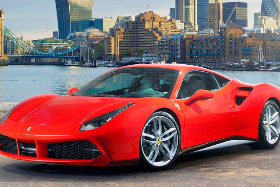 Ferrari 488