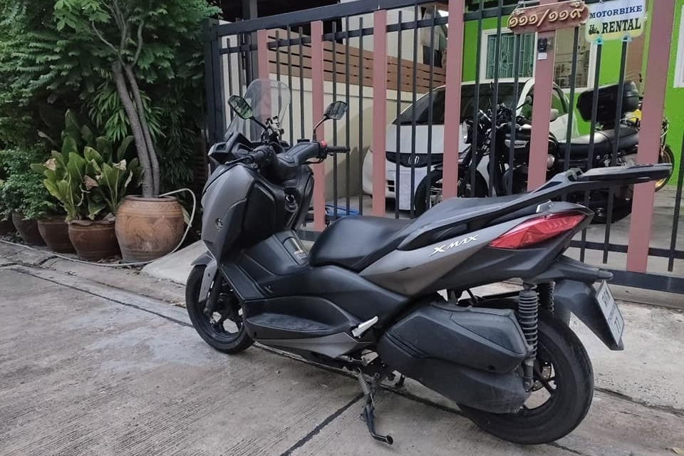 Yamaha X-MAX 300 or similar