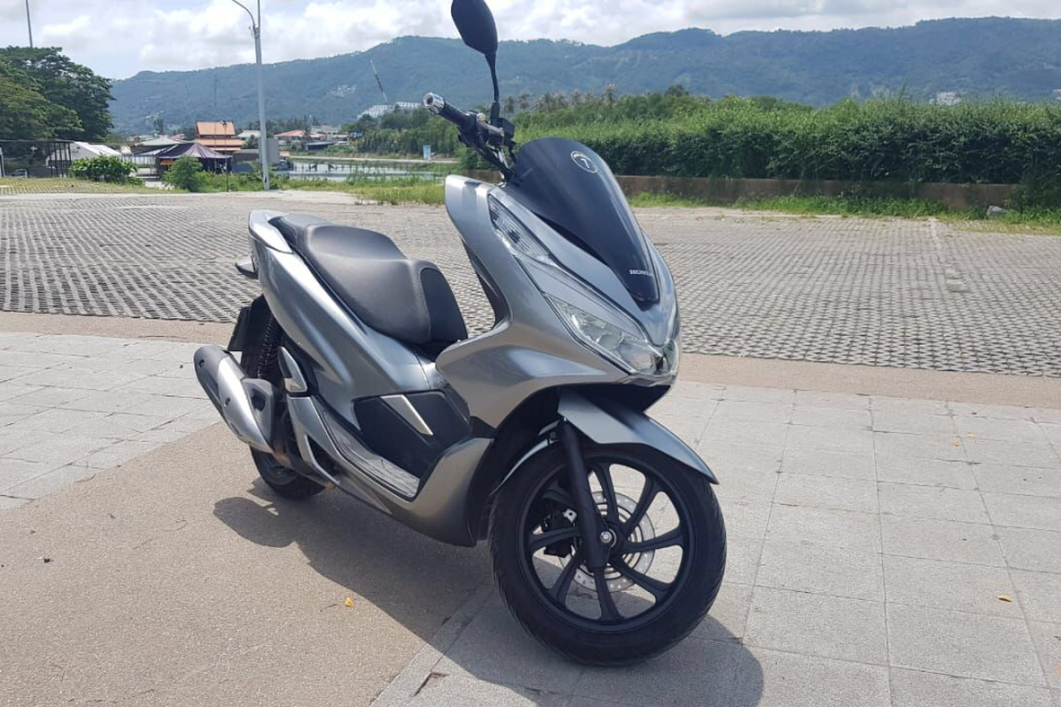 Honda PCX 150 or similar