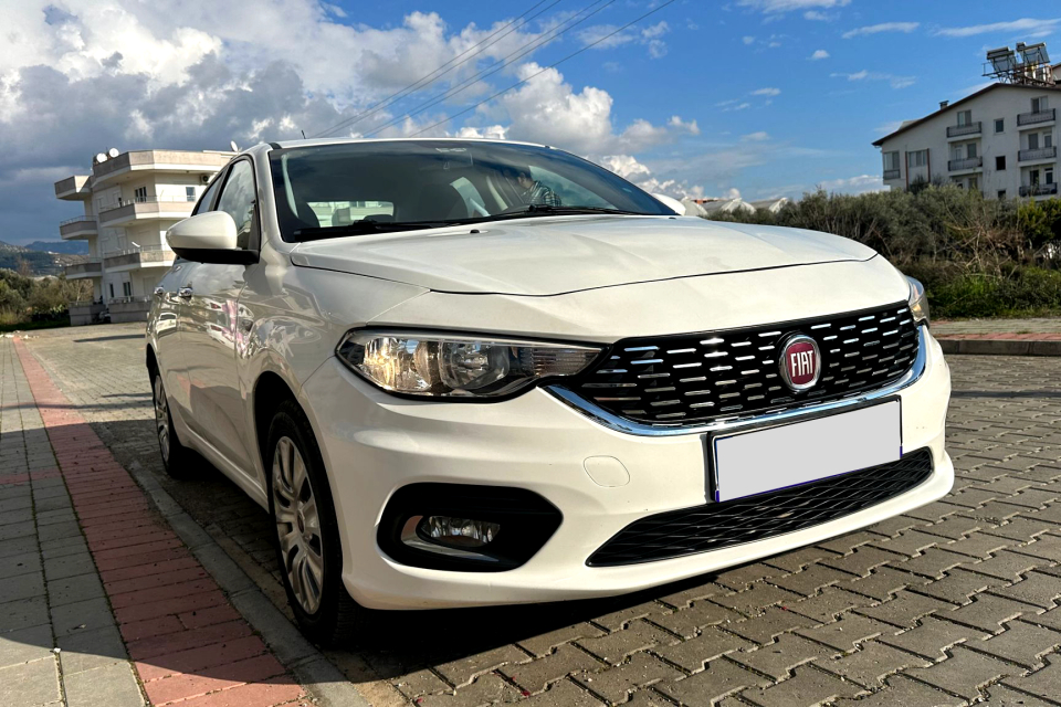 Fiat Egea or similar