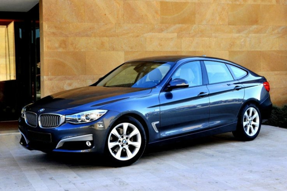 BMW 320i xDrive GT