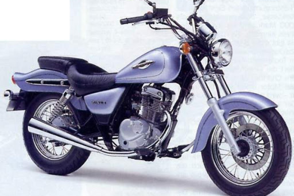 Suzuki GZ 125