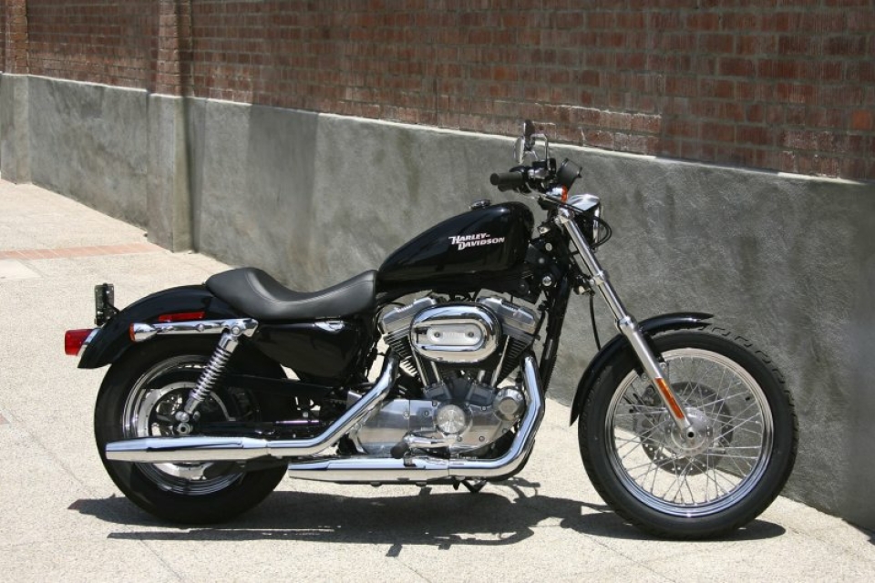 Harley-Davidson 883 Sportster Standard