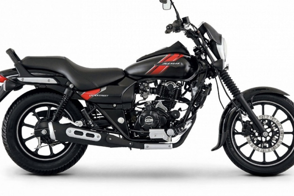 BAJAJ Avenger street 220