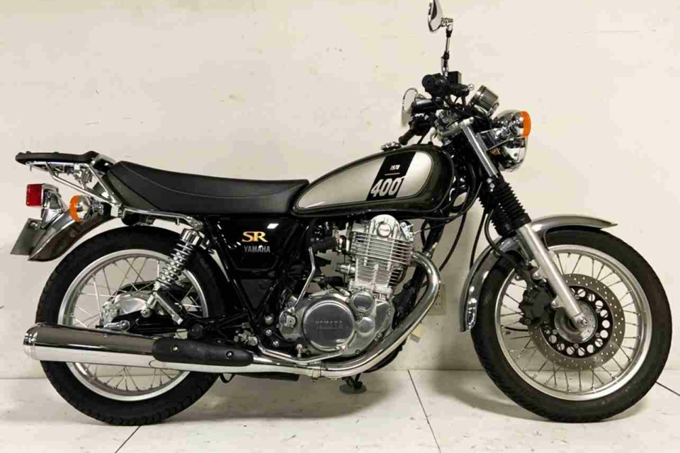 Yamaha SR 400