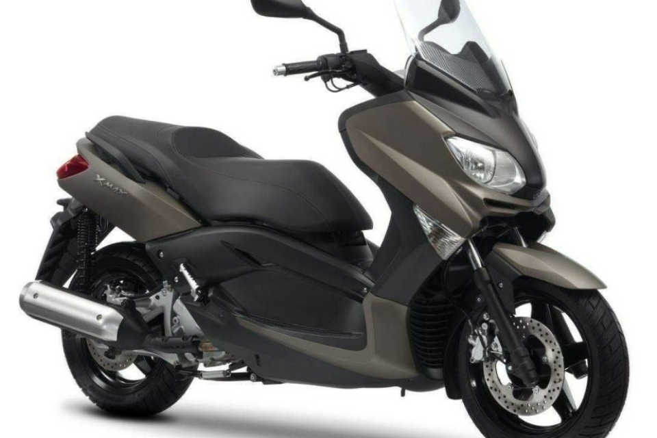 Yamaha X-Max 250